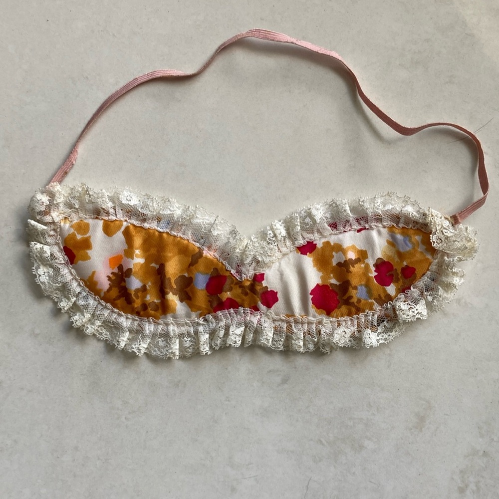 Vintage Glam Padded Lacey Sleeping Mask
